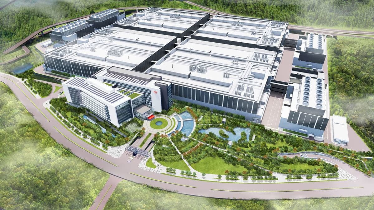 US Tariffs Drive Chip Buyers to TSMC Arizona