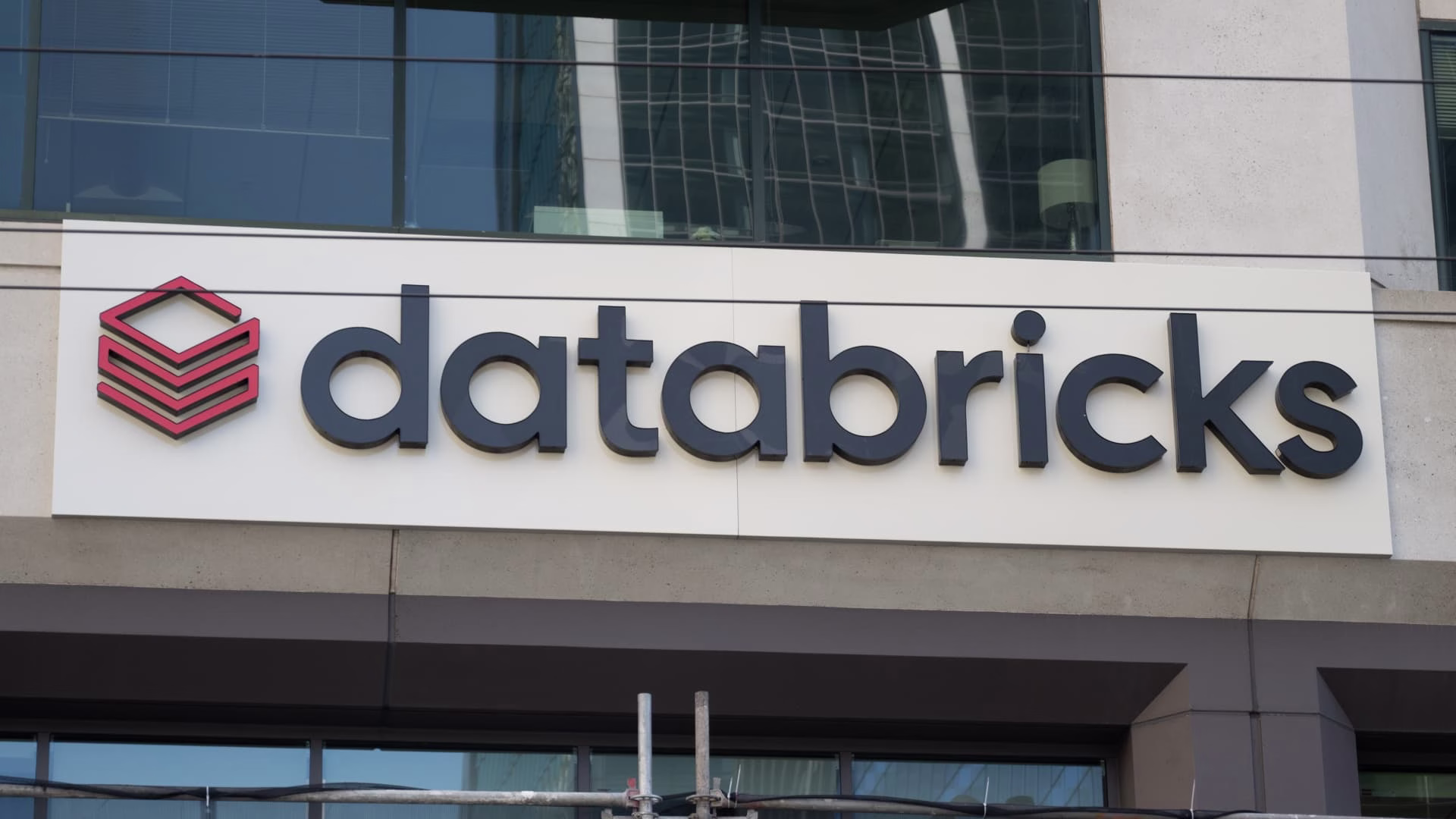 Databricks to Acquire Neon for $1 Billion, Boosting AI Capabilities with Serverless Postgres