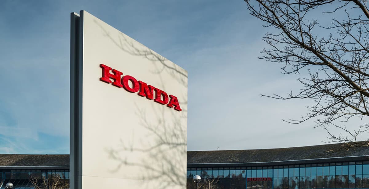 Honda Pumps the Brakes on EVs, Shifts Focus to Hybrids