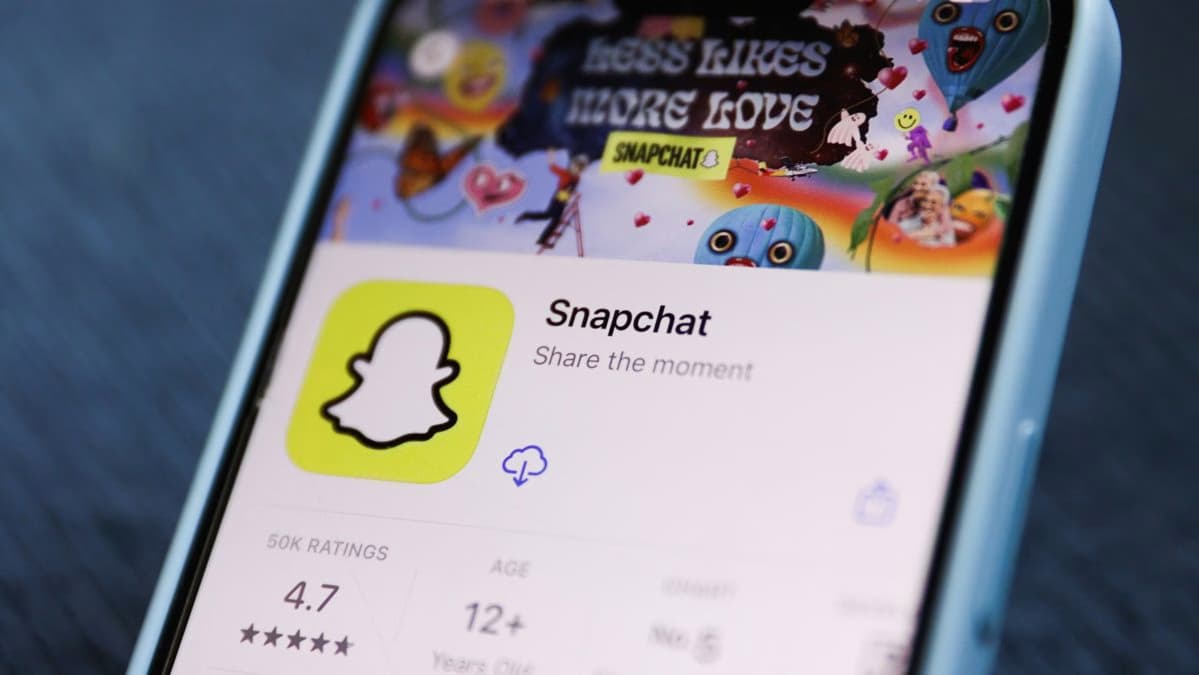 Snapchat Introduces Paid Storage for Memories, Free Export Option Available