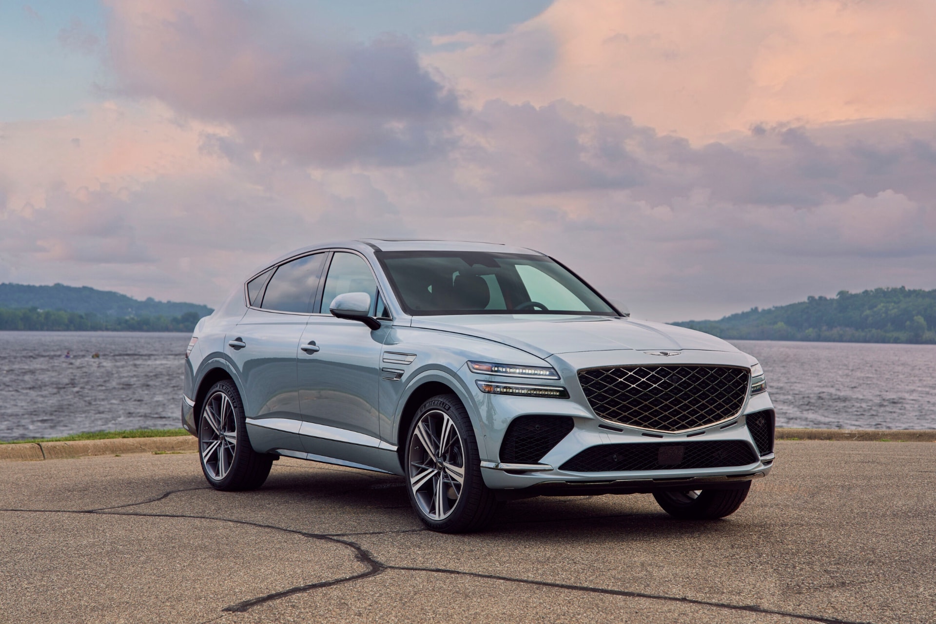 Genesis phát triển nền tảng kỹ thuật độc lập với Hyundai