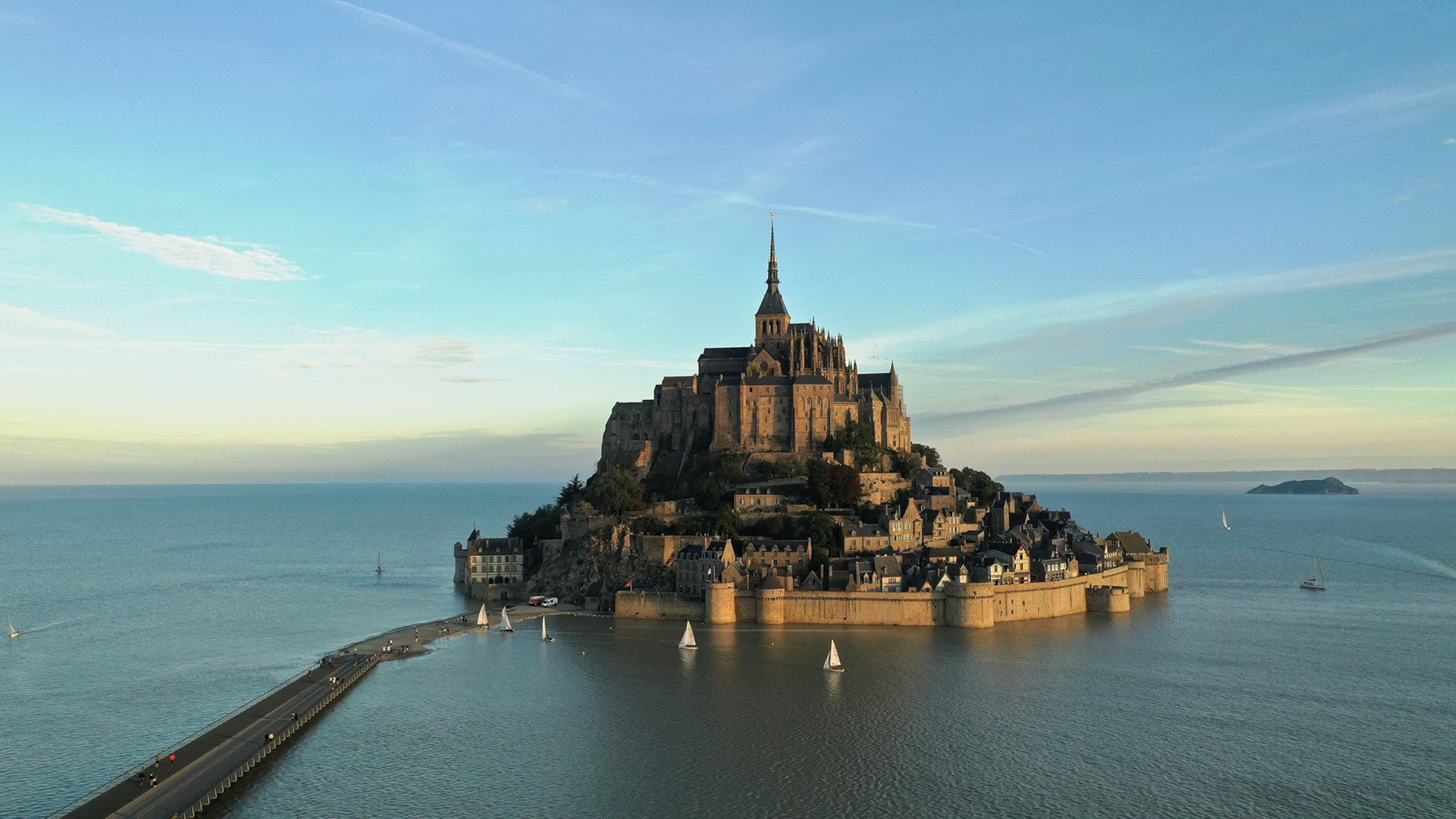 Exploring Mont-Saint-Michel: A complete visitor's guide