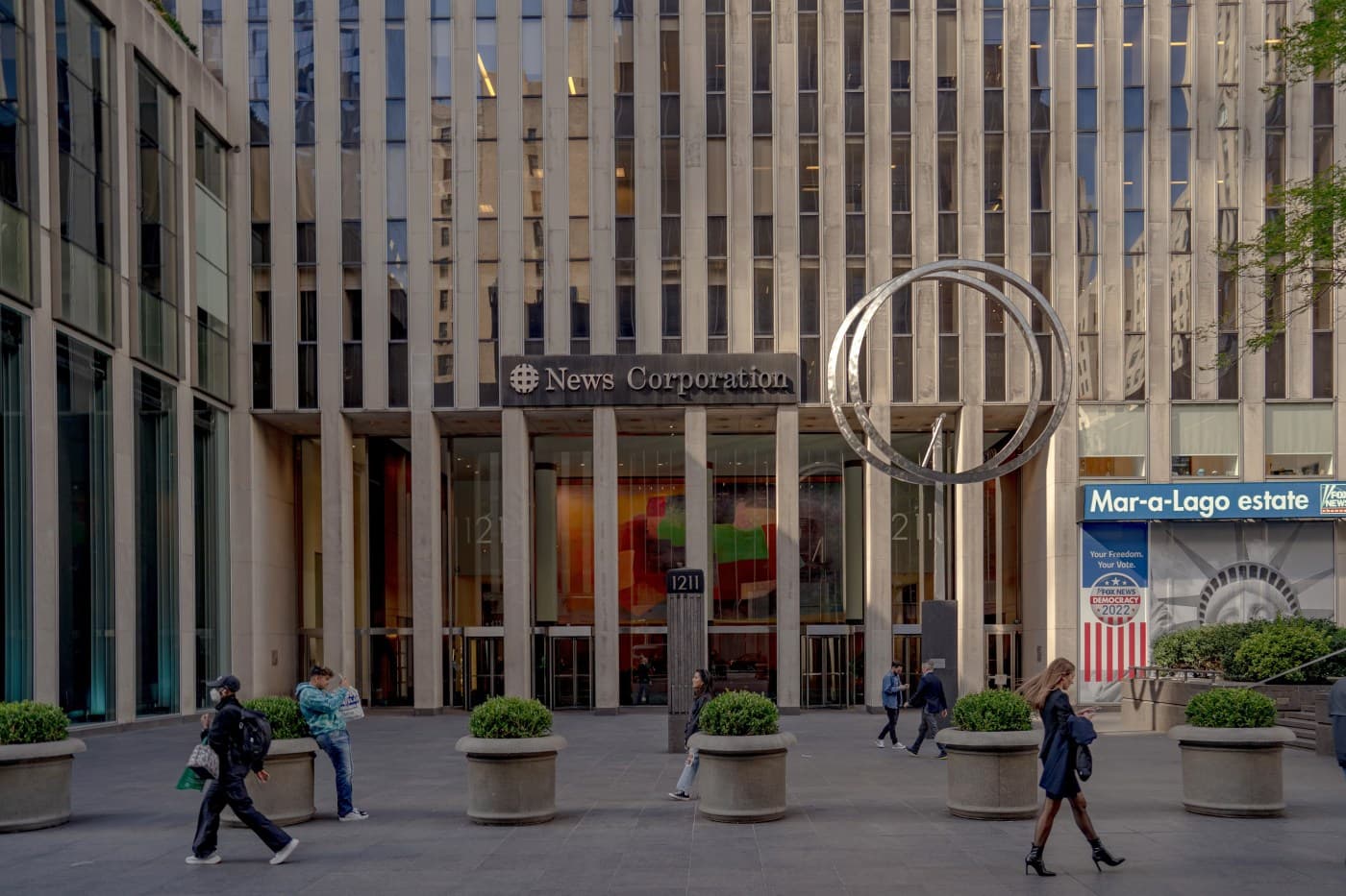 Meta Inks $50 Million Annual AI Licensing Agreement With News Corp