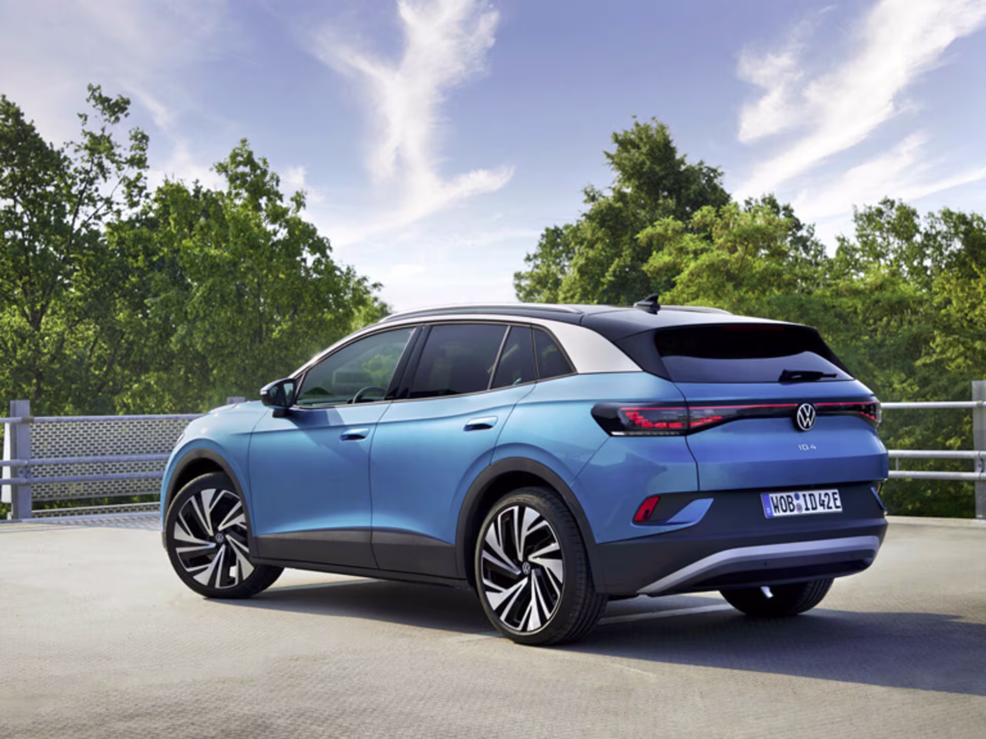 Volkswagen vượt Tesla dẫn đầu thị trường xe điện châu Âu 2025