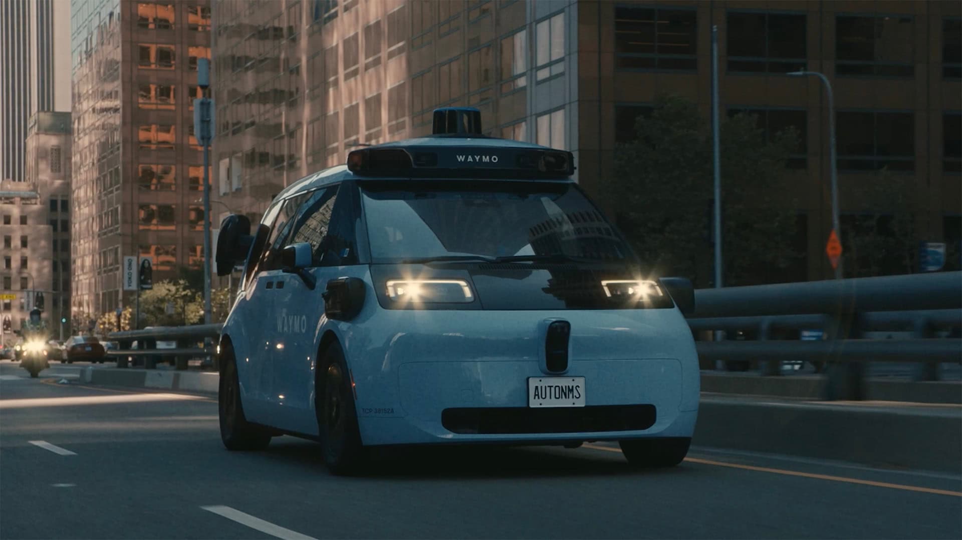 Waymo Integrates Gemini AI into Ojai Self-Driving Cars