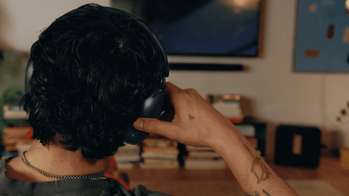 Sonos Announces Ace Ultra Headphones and Beam Ultra Soundbar