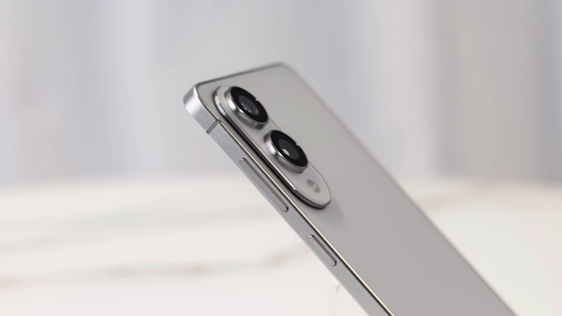 Samsung Phones Will Soon Check Your Pet’s Health With a Single Photo